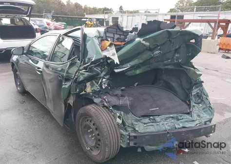 2016 Toyota Corolla Le z USA, uszkodzony, nr VIN 2T1BURHE5GC598233